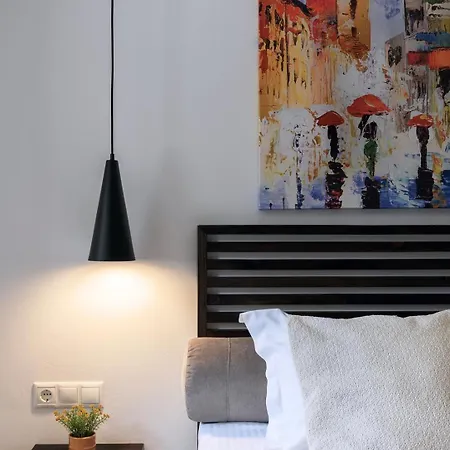 Blue Sky House Lägenhetshotell Pylos