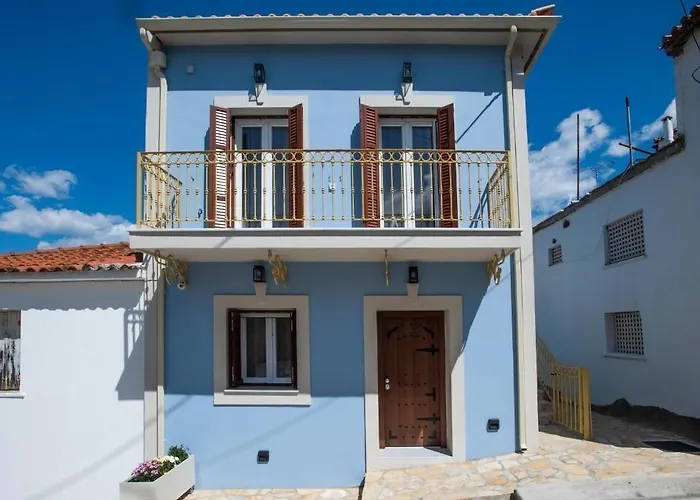 Blue Sky House 4*