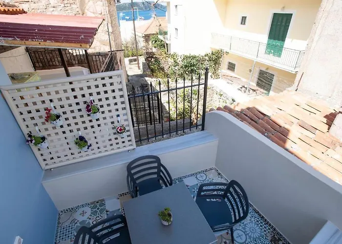 Blue Sky House 4* Pylos