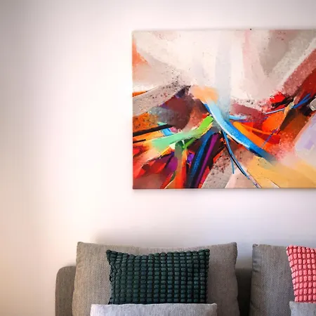 Blue Sky House פילוס