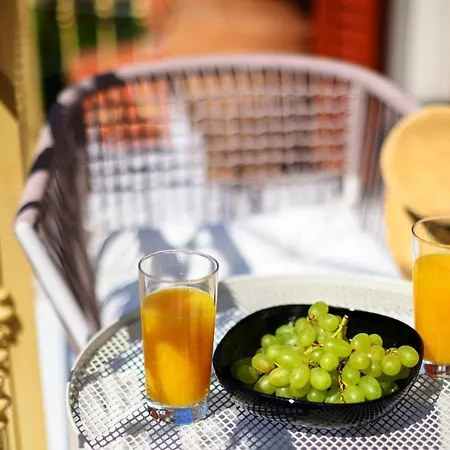 Apartahotel Blue Sky House 4*