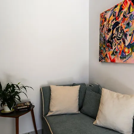 Blue Sky House פילוס