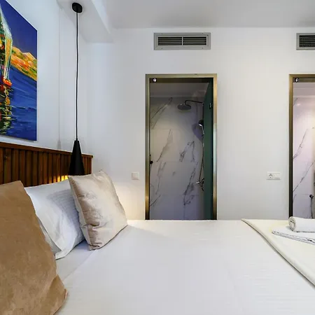 Blue Sky House 4* Pilos