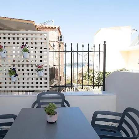 Apartahotel Blue Sky House