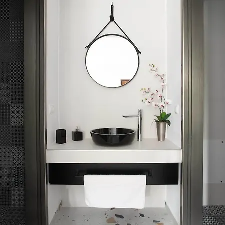 Blue Sky House מלון דירות 4*