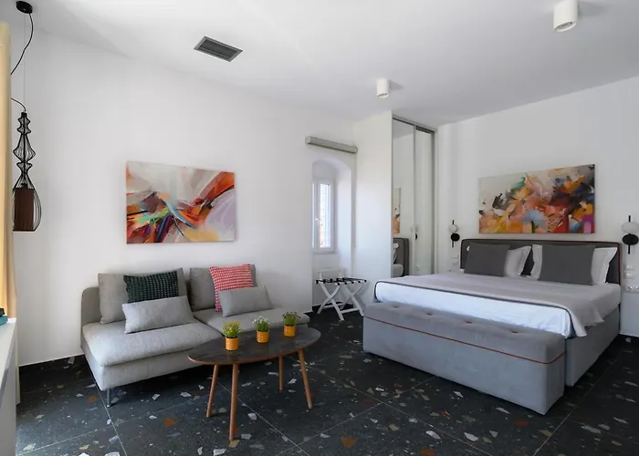 Апарт-отель Blue Sky House 4*