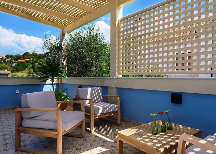 Апарт-отель Blue Sky House 4*