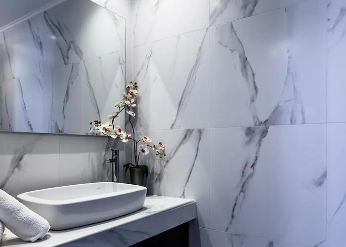 Blue Sky House Apartmanhotel